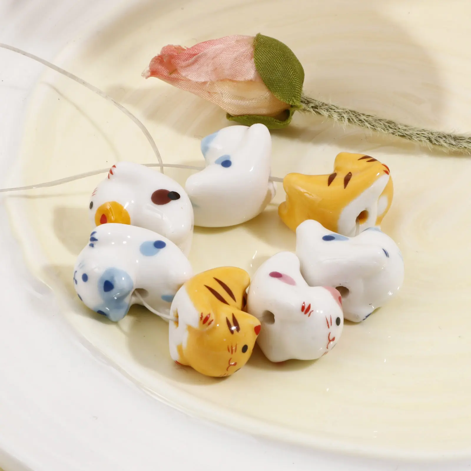 Cute 3D Cat Animal Ceramic Beads For DIY Charm Jewelry Making Bracelets Necklace About 21mm x 16mm, Hole: Approx 2.4mm, 2 PCs