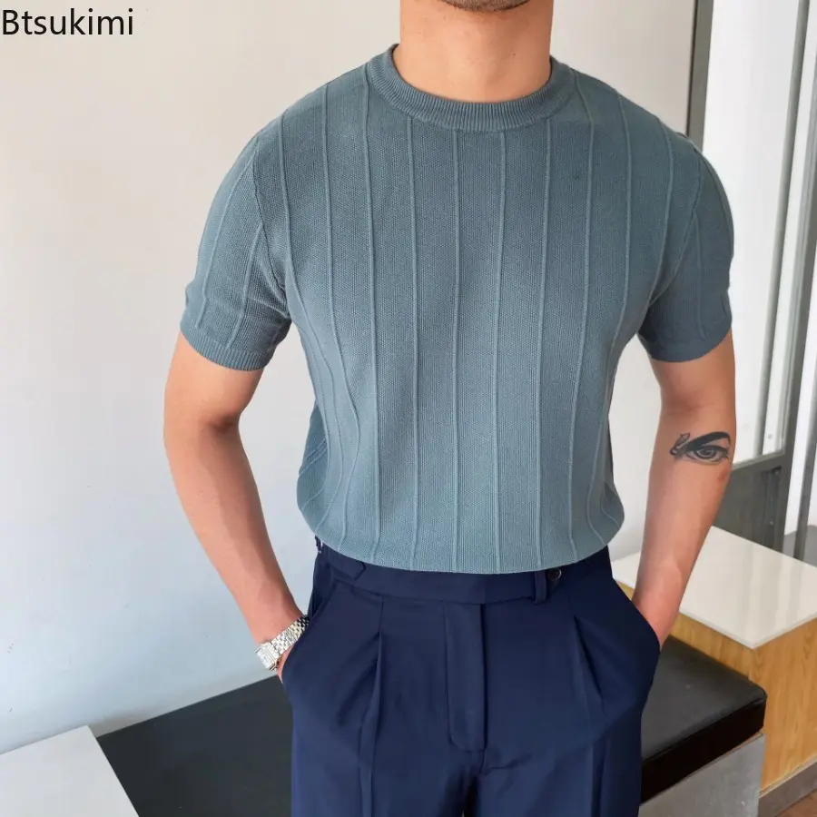 2025 Summer Men's Knitted Short-sleeve T-shirts Light Luxury Striped O-neck Knitting Pullover Men Fashion Solid Thin Casual Tops