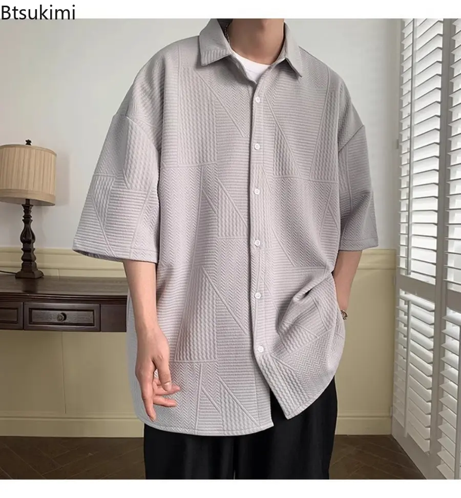 2025 Summer Short-sleeved Hong Kong Style Lapel Shirt Men's Leisure Jacket Trendy Loose New Versatile Jacquard Shirt Male Coat