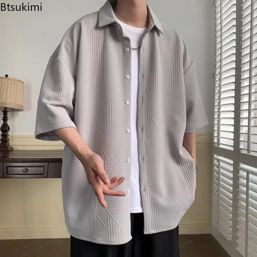 2025 Summer Short-sleeved Hong Kong Style Lapel Shirt Men's Leisure Jacket Trendy Loose New Versatile Jacquard Shirt Male Coat