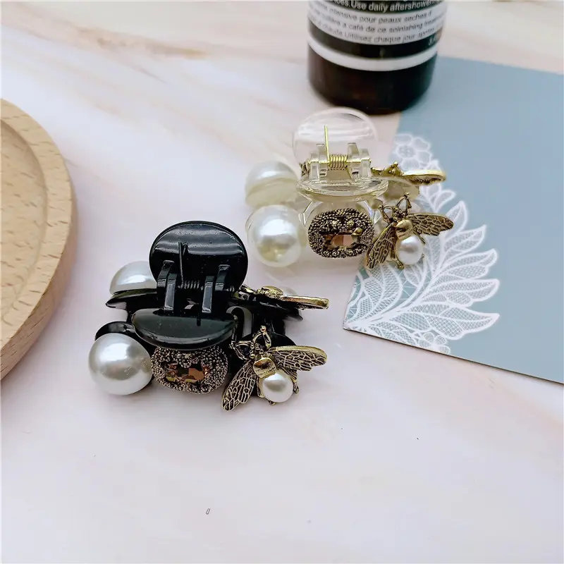 Fashion Imitation Pearl Crystal Bee Hair Claw Vintage Plastic Hairclip for Women Girls Makeup Washing Face Ponytail Bun Hairpin