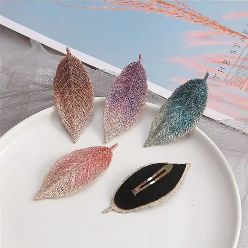 Fashion Embroidery Leaf Shaped Hair Clip Elegant Gradient Braided Hairpin for Women Girls Makeup Washing Face Bangs Bun Hairgrip