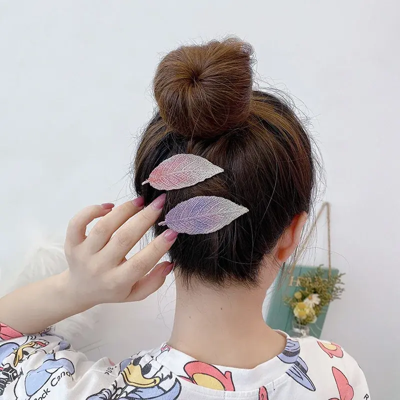 Fashion Embroidery Leaf Shaped Hair Clip Elegant Gradient Braided Hairpin for Women Girls Makeup Washing Face Bangs Bun Hairgrip