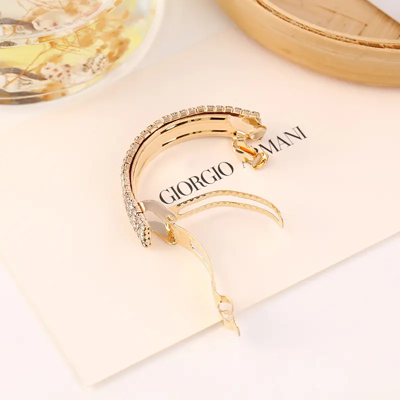 Fashion Luxury Shining Rhinestone Hair Clip Simple Geometric Metal Hairpin for Women Girls Bath Makeup Ponytail Clips Headwear