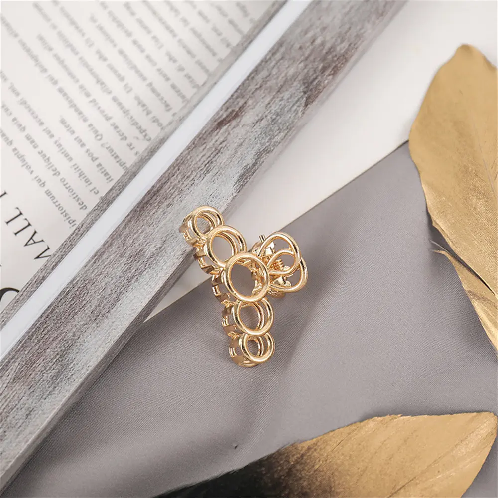 Fashion Heart Shape Metal Claw Clip Simple Geometric Semicircle Oval Hairpin for Women Girls Bath Makeup Ponytail Bun Hair Clip