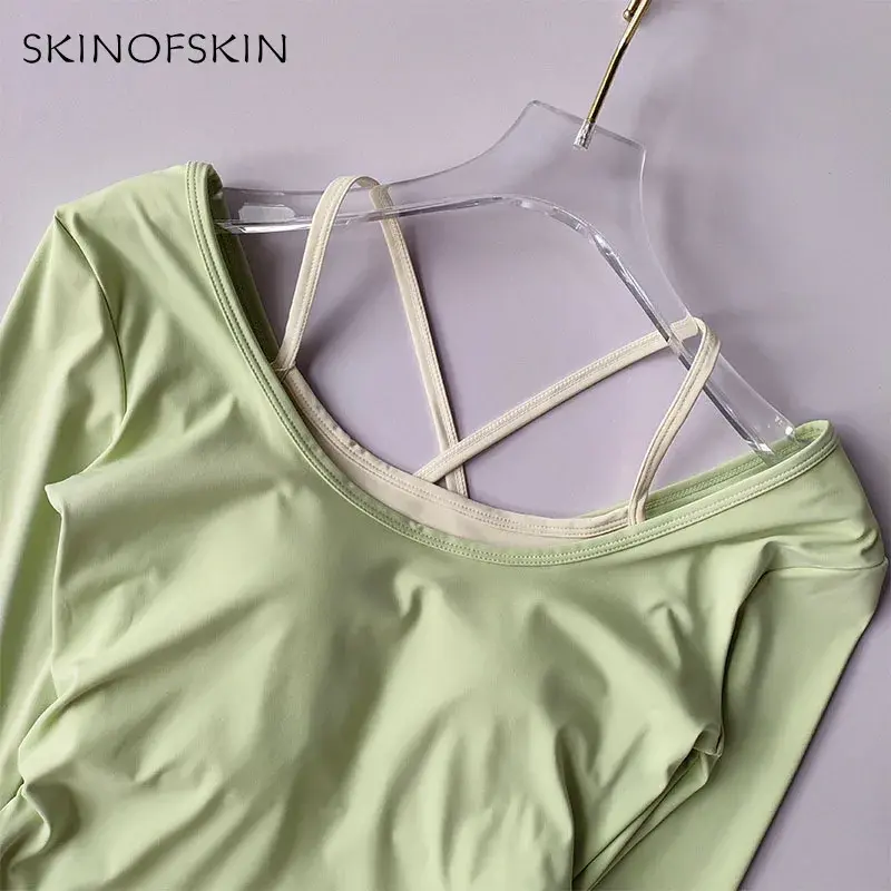 Color Blocking Integrated Cup Yoga Suit Top Sexy Back Long Sleeved T-shirt Tight Fitting and Slimming Fitness Suit External Wear