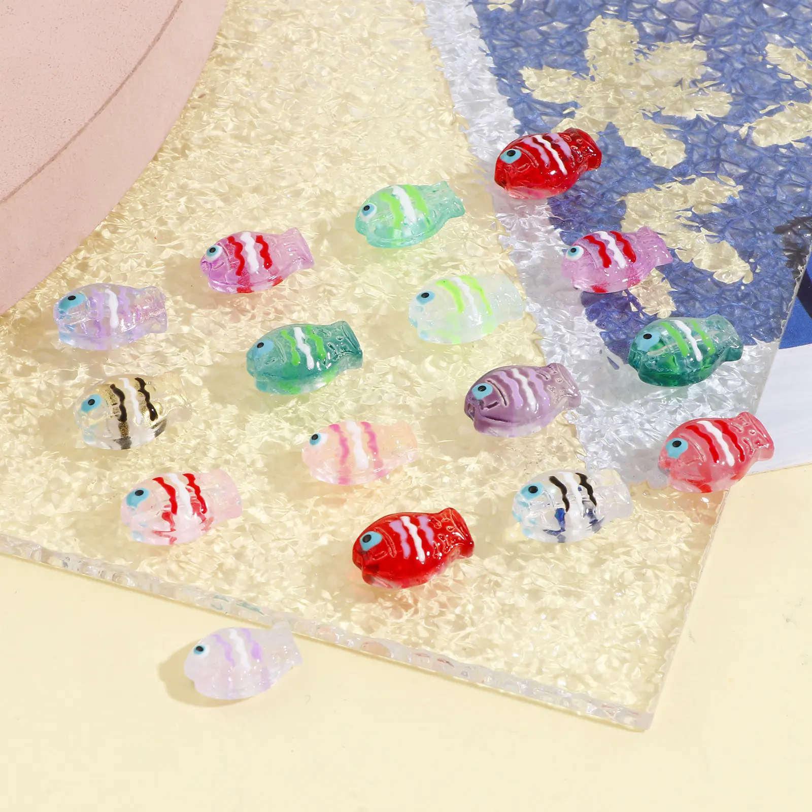 Lampwork Glass Ocean Fish Jewelry Beads For DIY Charm Jewelry Making Enamel AB Rainbow Color Bead About 14mm x 10mm, 5 PCs