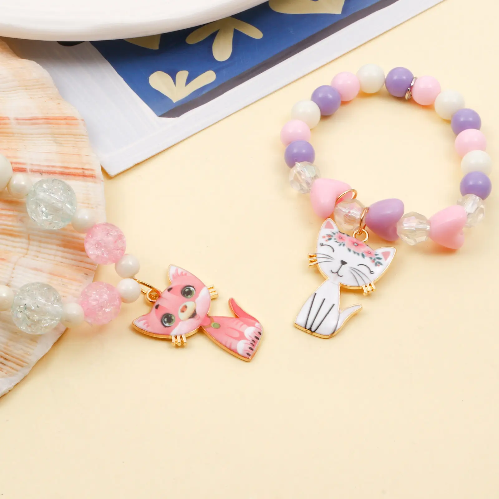 Cat Animal Enamel Charms Zinc Based Alloy Gold Color Metal Pendants DIY Necklaces Making Jewelry Findings 3cm x 2cm, 10 PCs