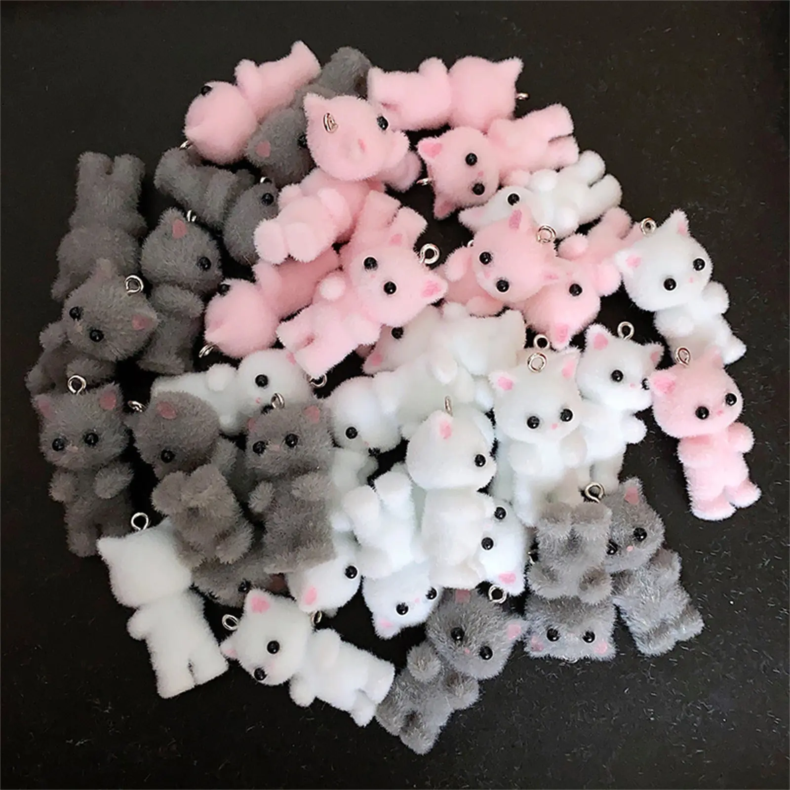 2 Piece Flocking Pendants Kawaii Cat Animal Chamrs For Keychain Necklace Pendant DIY Crafts Jewelry Making 3.2x1.8cm