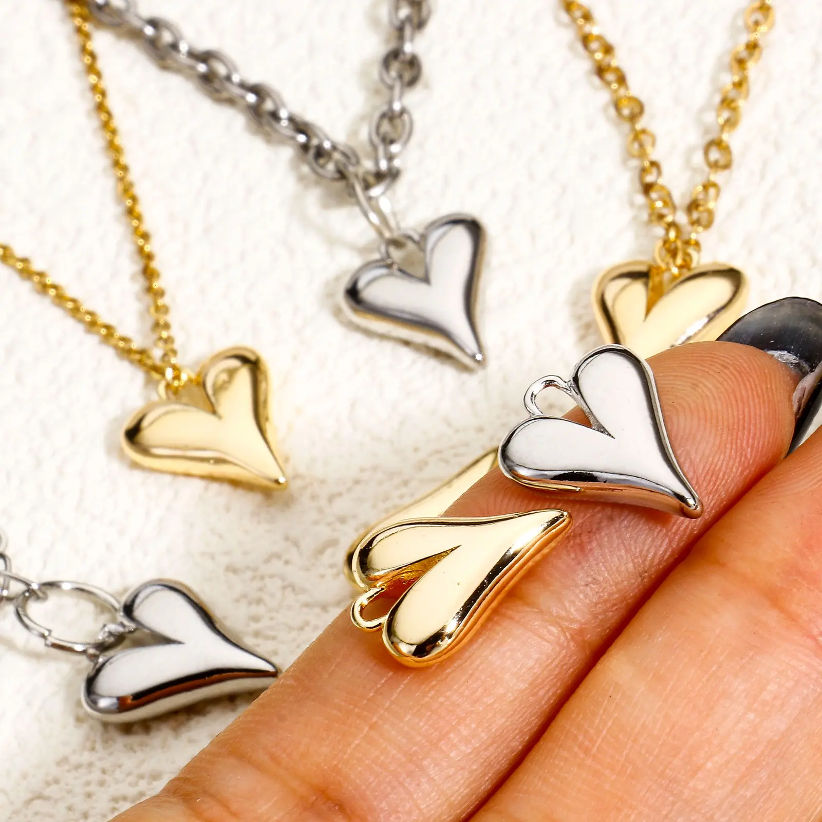 2 Piece Brass Valentine's Day Charms Gold Color Silver Color Heart 3D Pendants For DIY Jewelry Making 13.5mm x 10.5mm