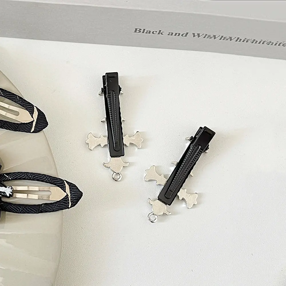 Punk Styles Cross Barrettes Hair Clip Black Color Metal Duckbill Hair Clips Women Girls Gothic Bobby Pin Party Headwear Gift