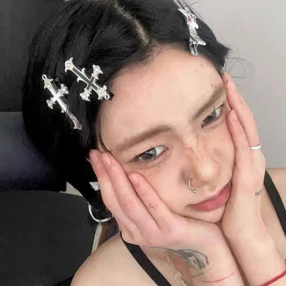 Y2k Styles Cross Shaped Barrettes Black White Color Metal Alligator Clips Women Girl Gothic Hairpins Disco Bar Party Headwear
