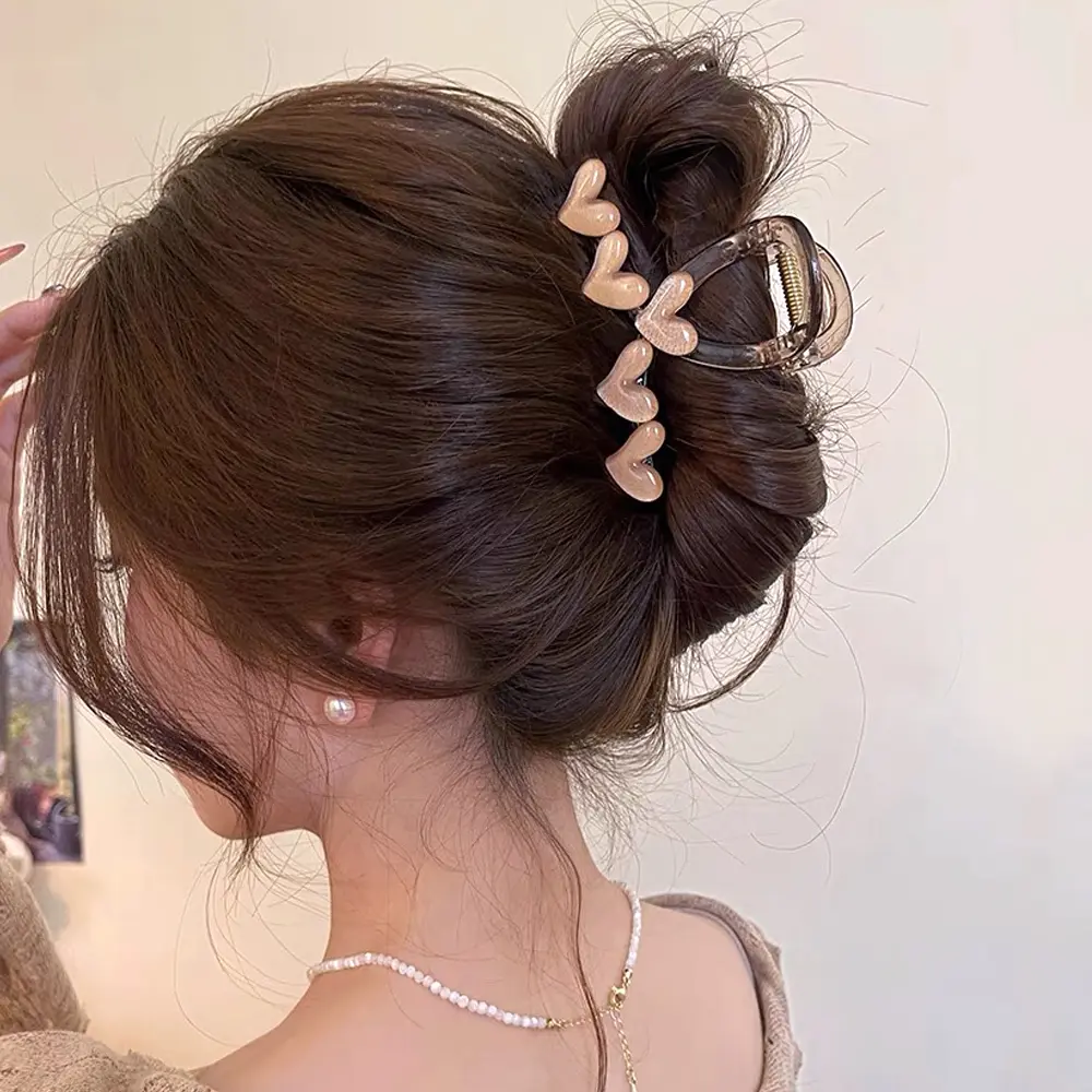 Simple Heart Hair Claw Clips Non-Slip Strong Holder Acrylic Shark Jaw Grip For Girls Thick Thin Curly Hair Summer Party Headress