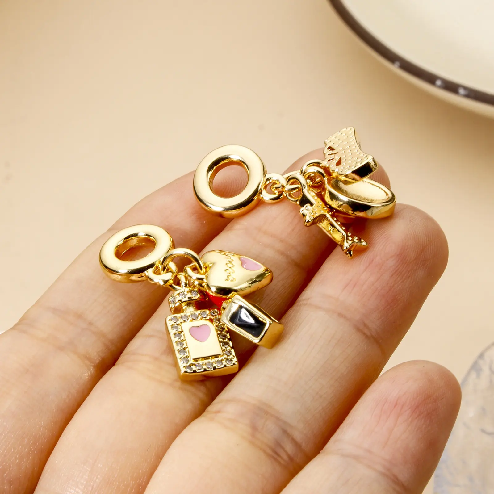 1 Piece Brass Travel Dangle Charm Beads For Bracelet Necklace Jewelry Making 18K Real Gold Plated Heart Airplane Enamel Pendants