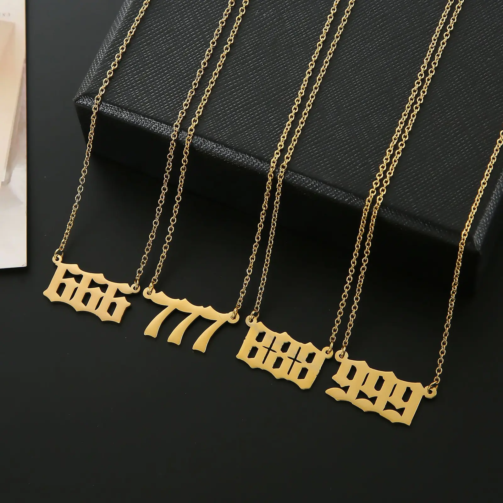 324