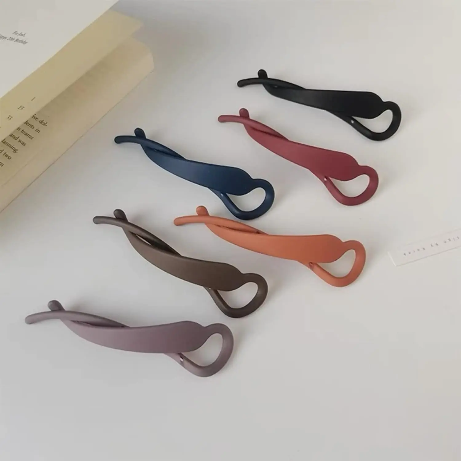 Elegant Frosted Twisted Hair Clip Simple Matte Banana Hairpin for Women Girls Solid Color Vertical Ponytail Holder Barrettes Hea