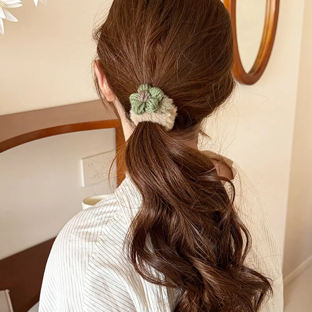 1pcs Knitted Flower Charms Hair Rope Soft Plush Rubber Band Women Girls Elastics No Damage Scrunchies For Ponytail Holders