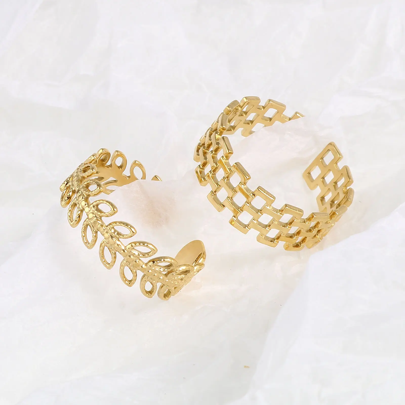 Fashion Stainless Steel Open Rings For Men Women Jewelry Classic Gold Color Link Chain Adjustable Ring Gift (US size 8.5) 18.5mm