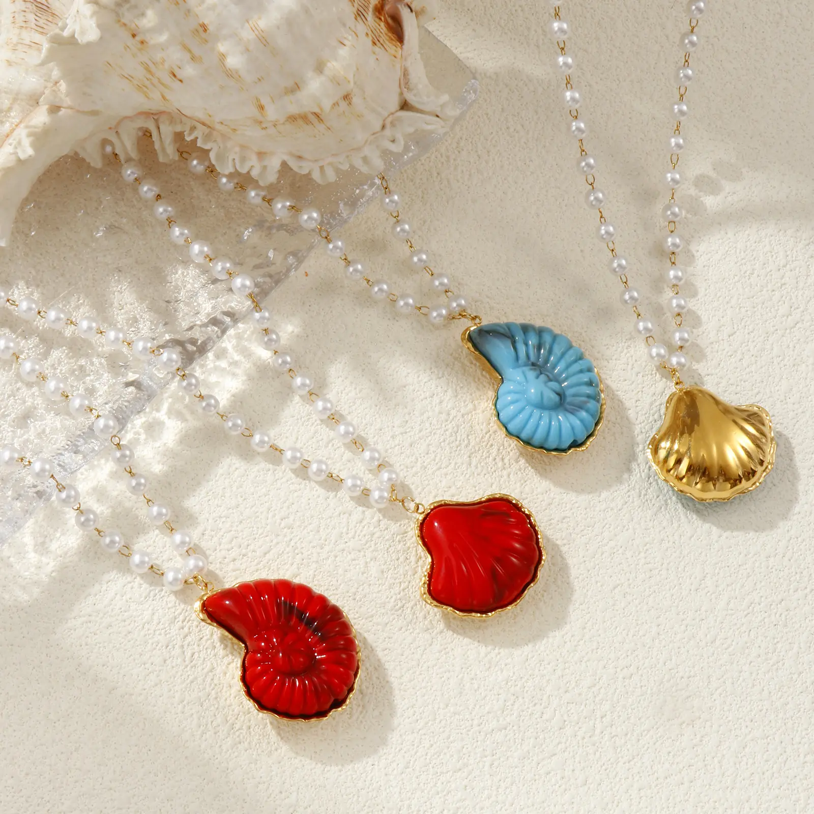 304 Stainless Steel & Resin Shell Conch Pendant Necklace 18K Gold Plated Beaded Chain 45cm For Women Ocean Jewelry Dainty Gift