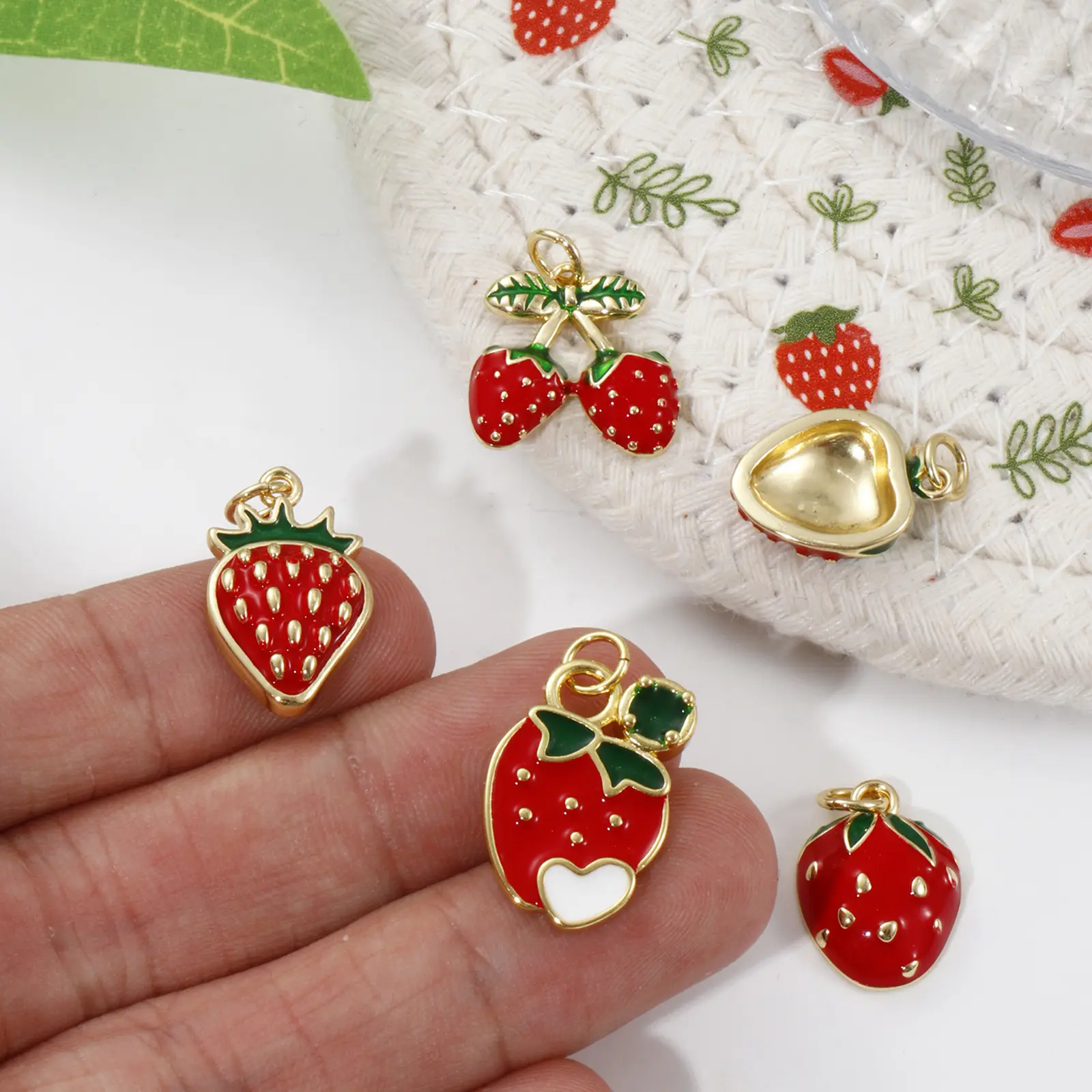 2 Piece Brass Charms 18K Real Gold Plated Red Enamel Strawberry Fruit Pendants For DIY Necklace Bracelet Jewelry Making