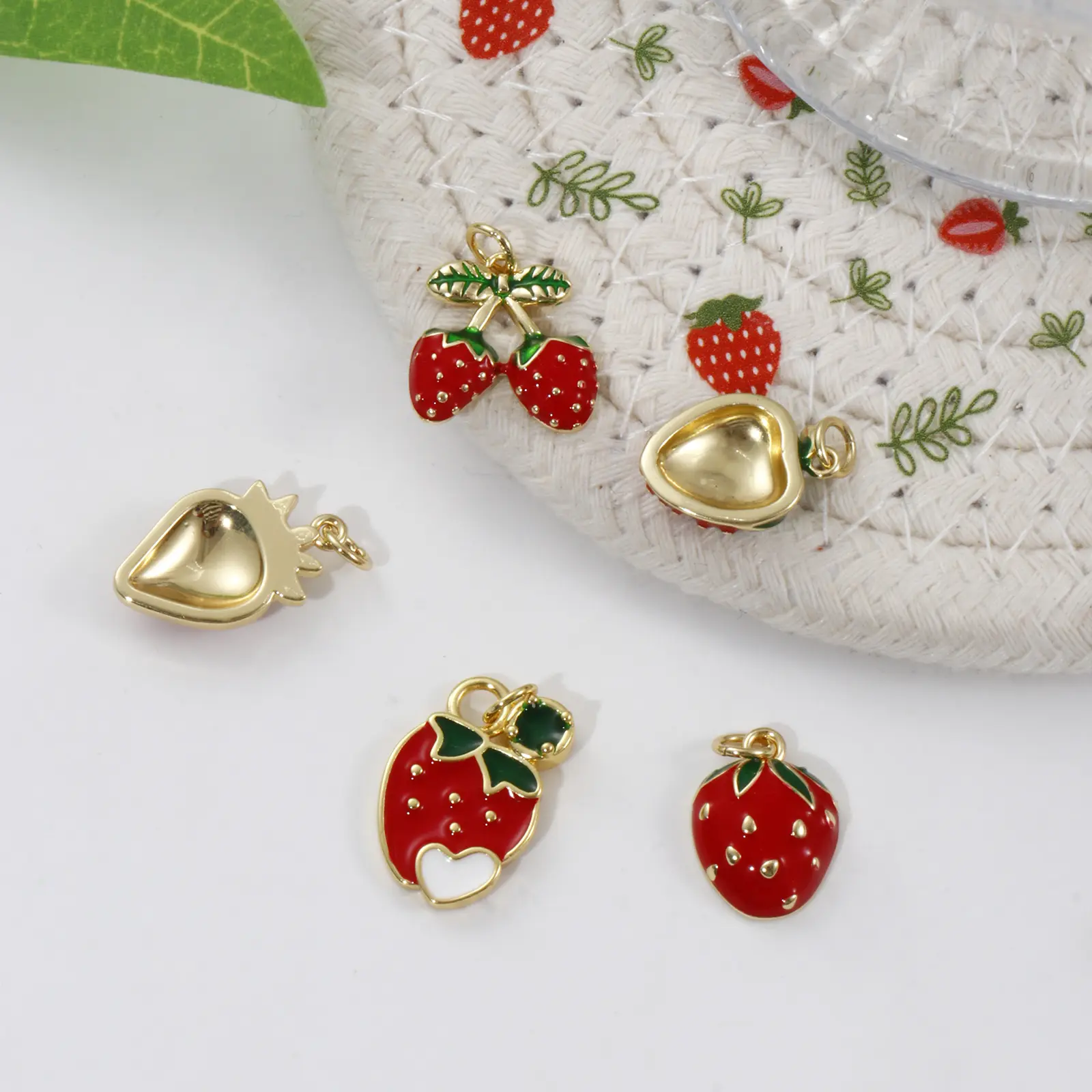 2 Piece Brass Charms 18K Real Gold Plated Red Enamel Strawberry Fruit Pendants For DIY Necklace Bracelet Jewelry Making