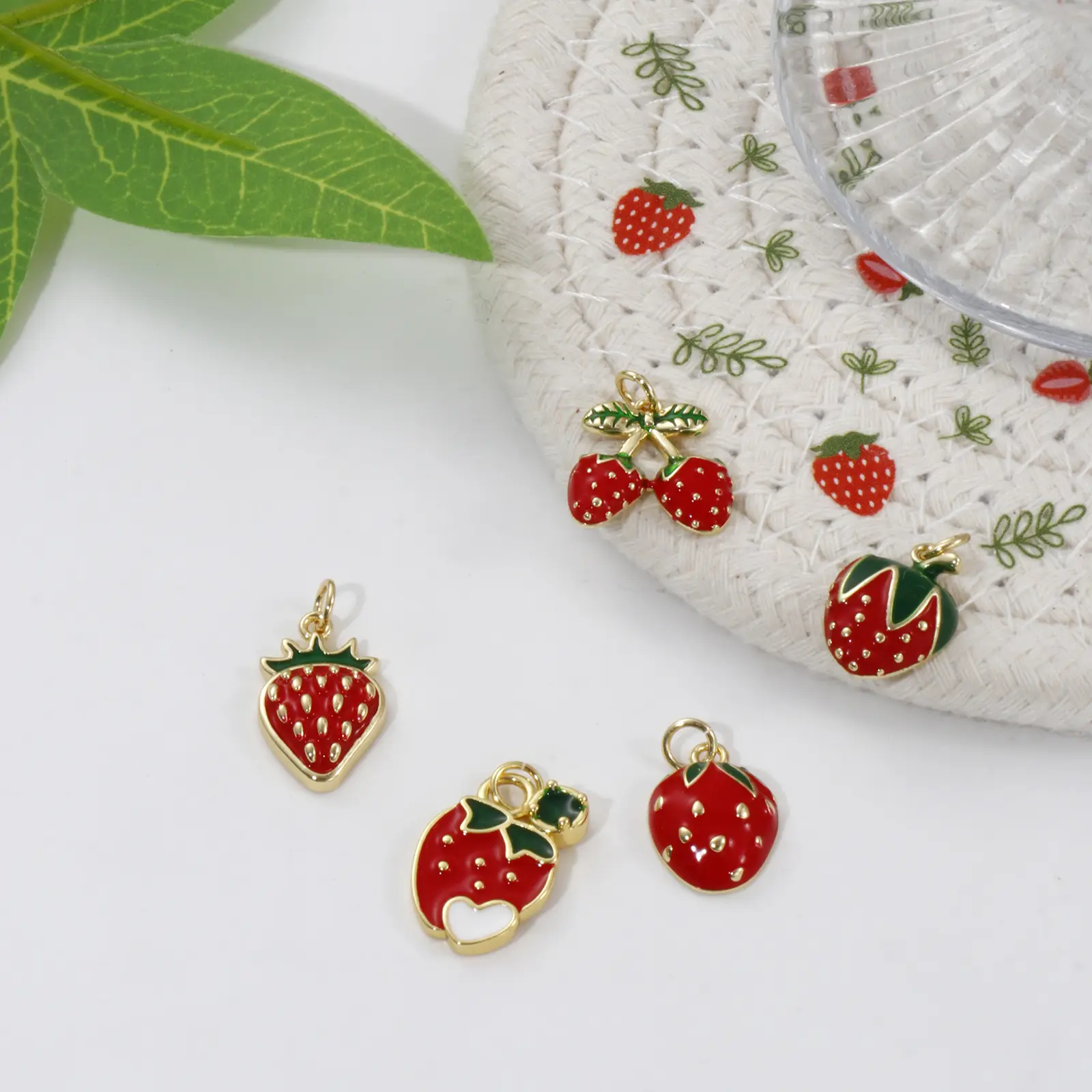 2 Piece Brass Charms 18K Real Gold Plated Red Enamel Strawberry Fruit Pendants For DIY Necklace Bracelet Jewelry Making
