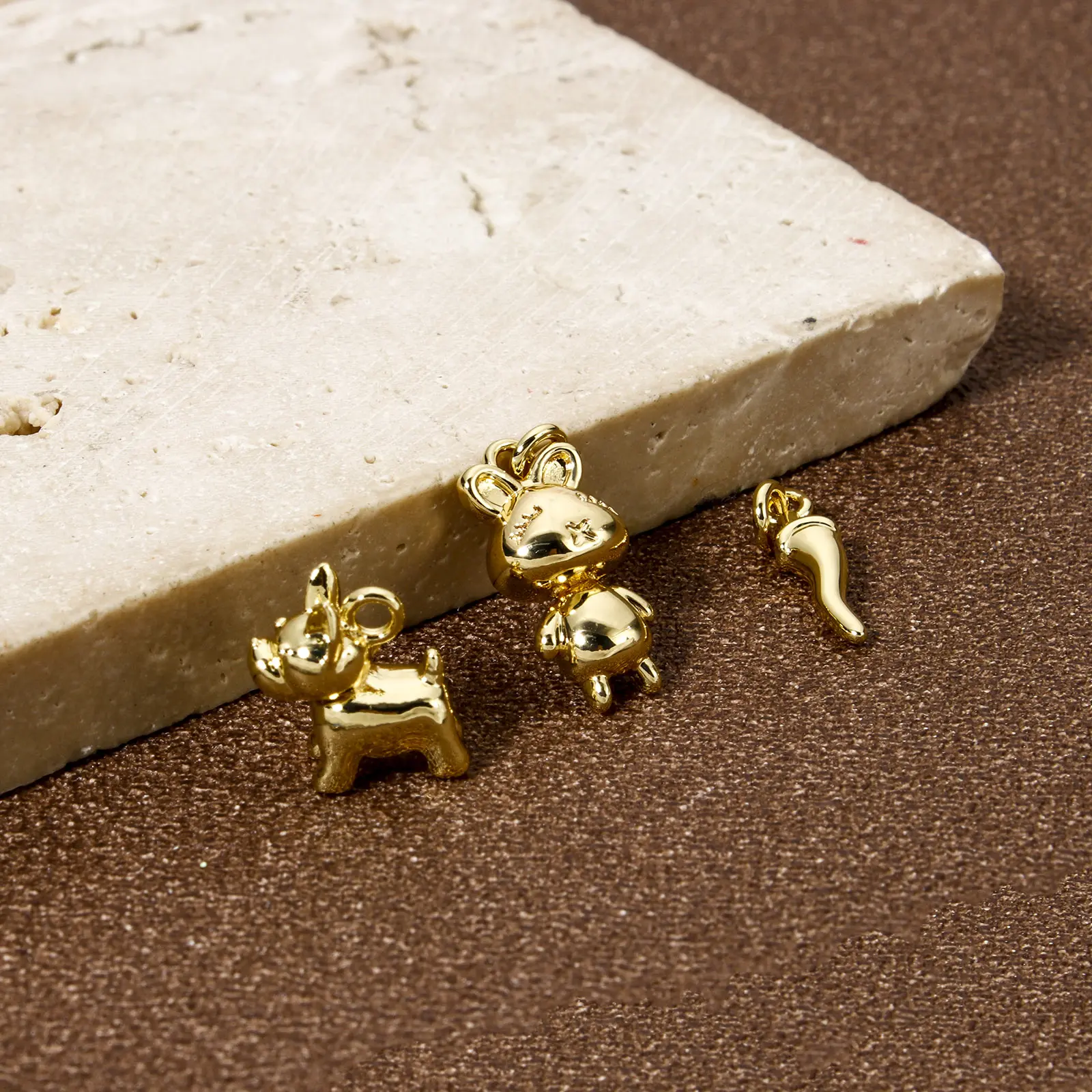 2 Piece Brass Charms 18K Real Gold Plated Cute 3D Dog Rrabbit Chili Pendant For DIY Necklace Bracelet Jewelry Making