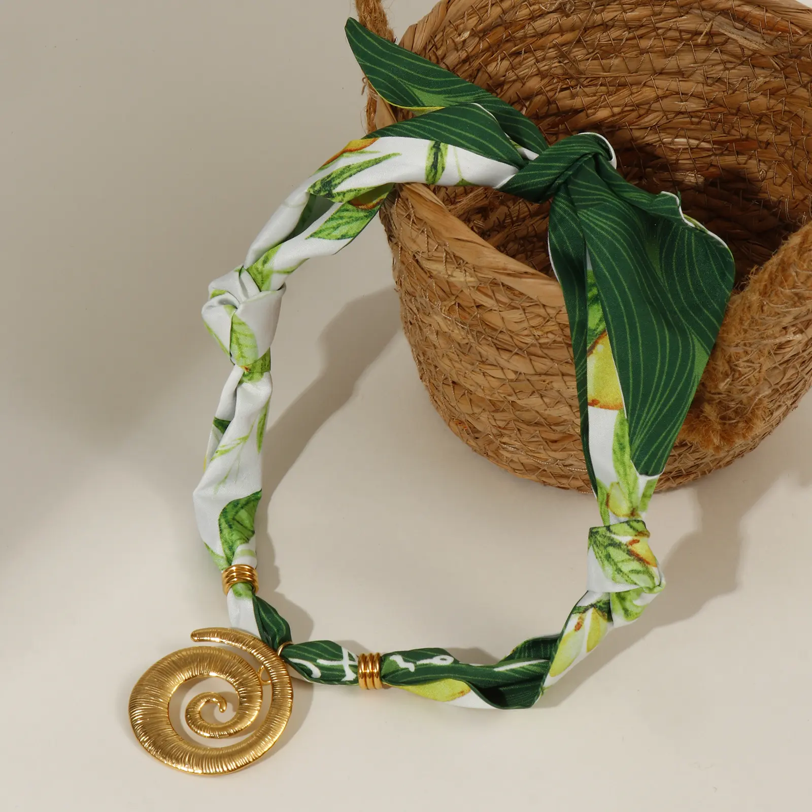 Spiral Pendant Charm Scarf Necklace 304 Stainless Steel & Polyester 80cm(31.5") For Women Leaf Green Dainty Pastoral Style Gift