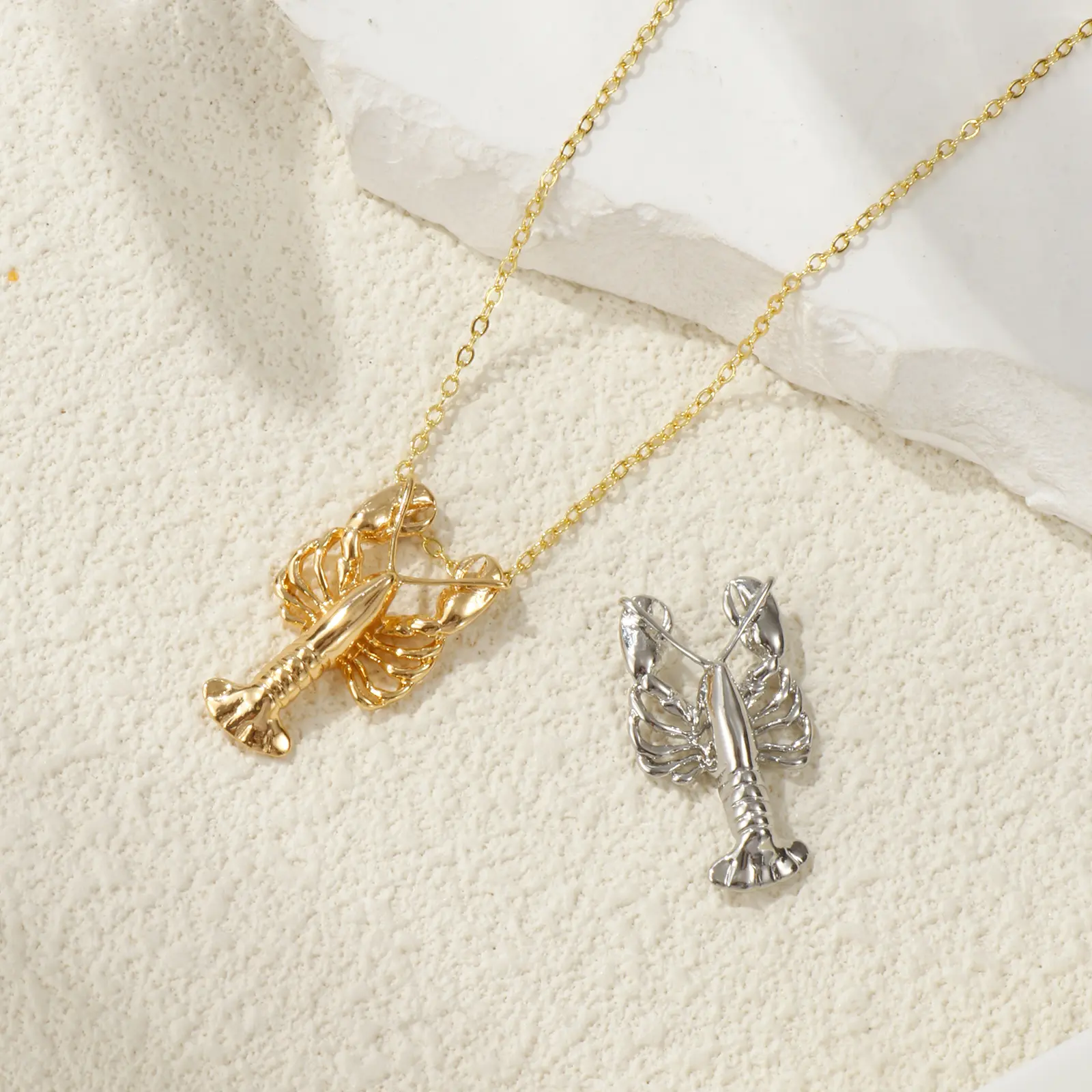 2PCs Brass Ocean Lobster Charms  Gold Plated Crayfish Pendant For Jewelry Making Necklace DIY Findings 28x16mm