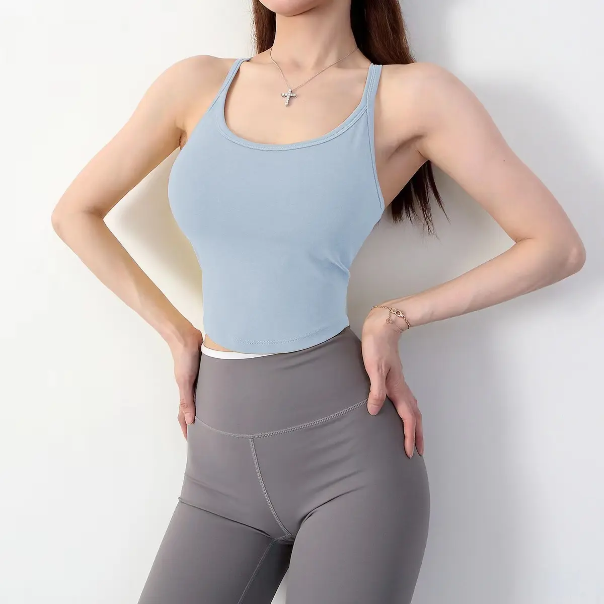 Yoga Vest Women's New Shock-proof Gathering Fixed Cup Running Outside Training Fitness Beauty Back Sports Underwear Bras Clothes