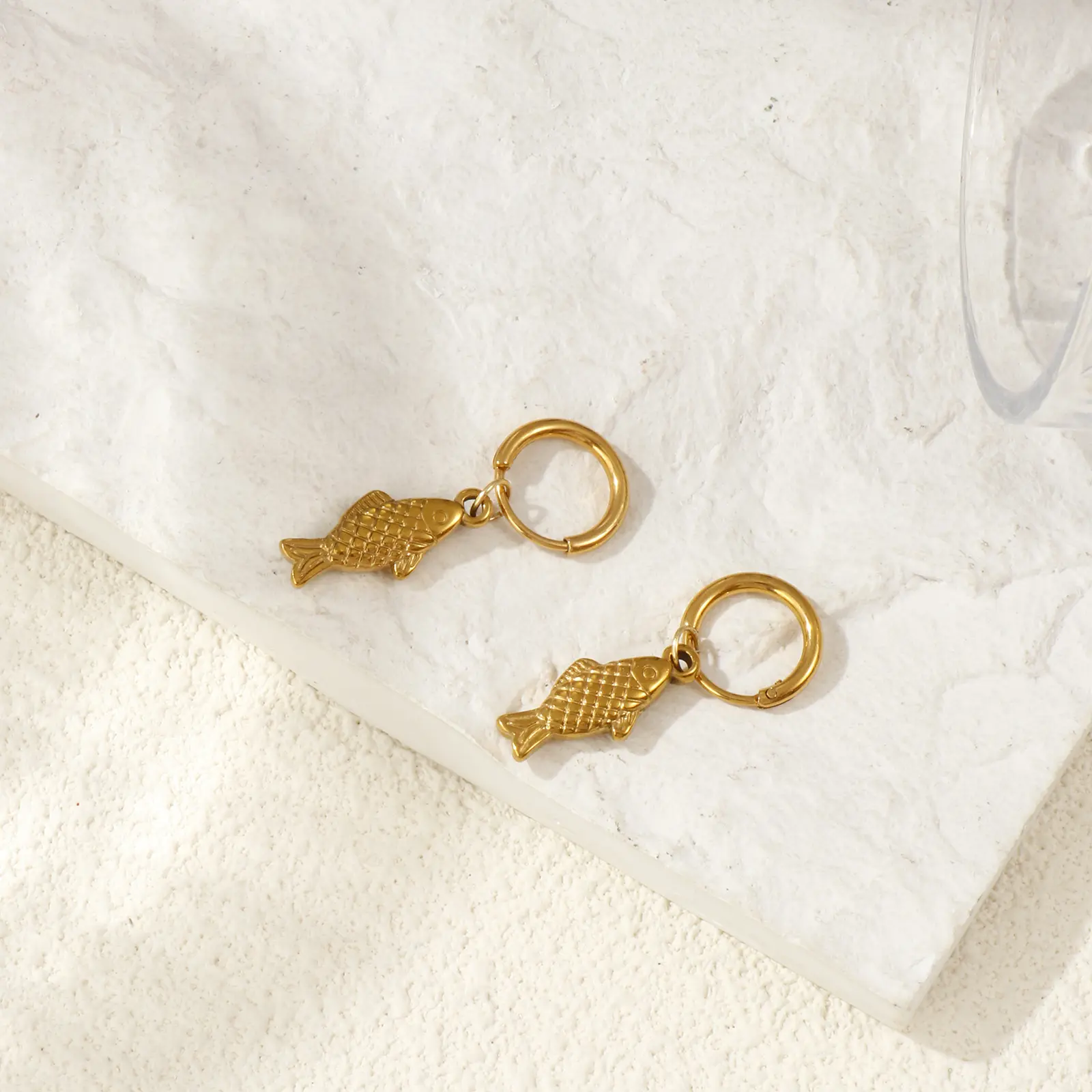 1 Pair Stylish Ocean Jewelry 18K Gold Plated 304 Stainless Steel Fish Animal 3D Hoop Earrings For Women Gift 3.5cm x 1.4cm