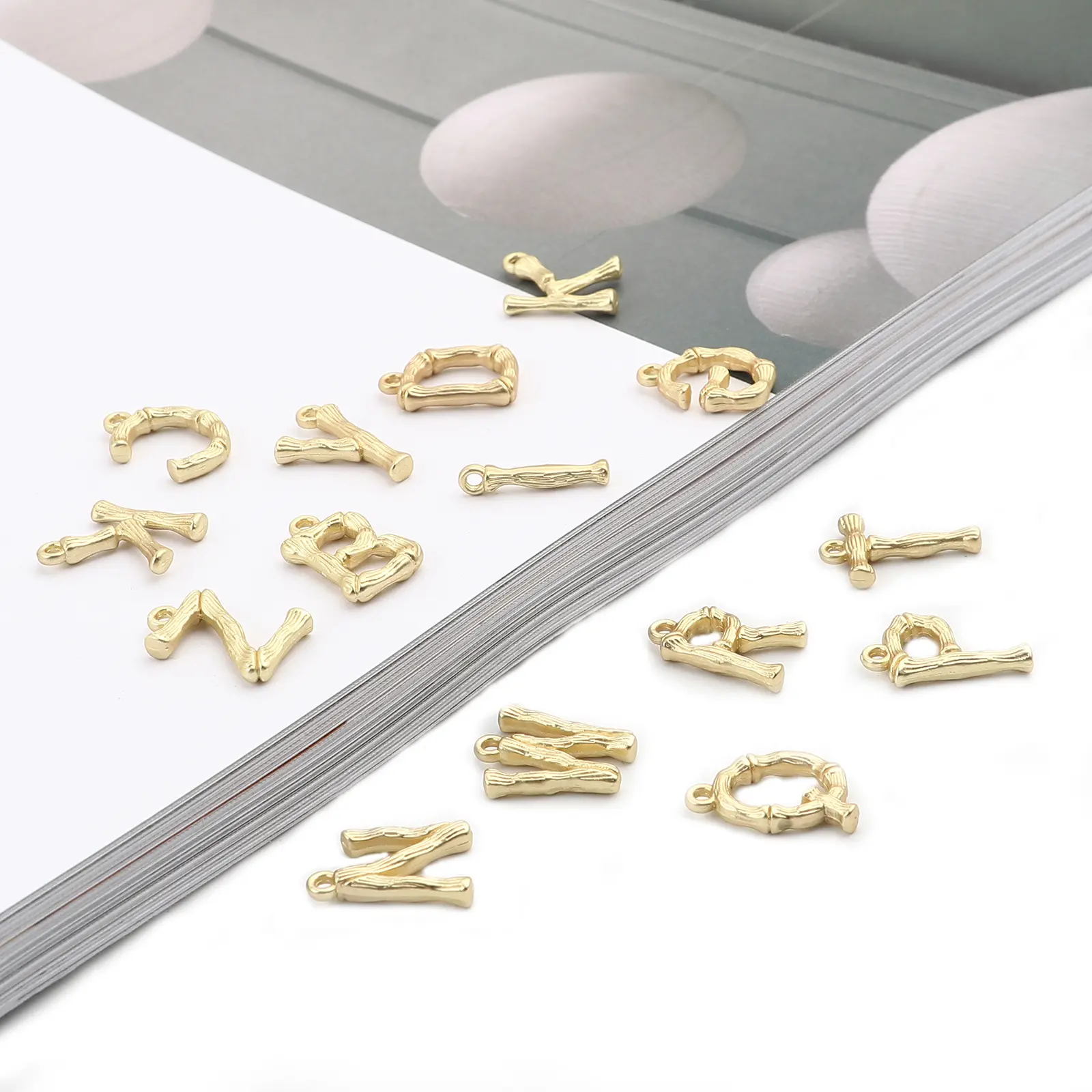 10 PCs Zinc Alloy Alphabet Charms "A-Z "Letter Matt Gold Color Pendants Bamboo Shape Metal 26 Capital Charm Fit Jewelry Crafts