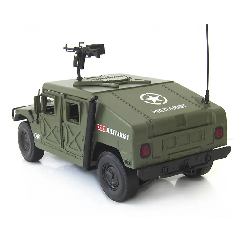 1/18 Diecast Car Model Toy Tactical Vehicle Military Armored Car Alloy Model With LED 7 Doors Opened Hobby Collection Toy