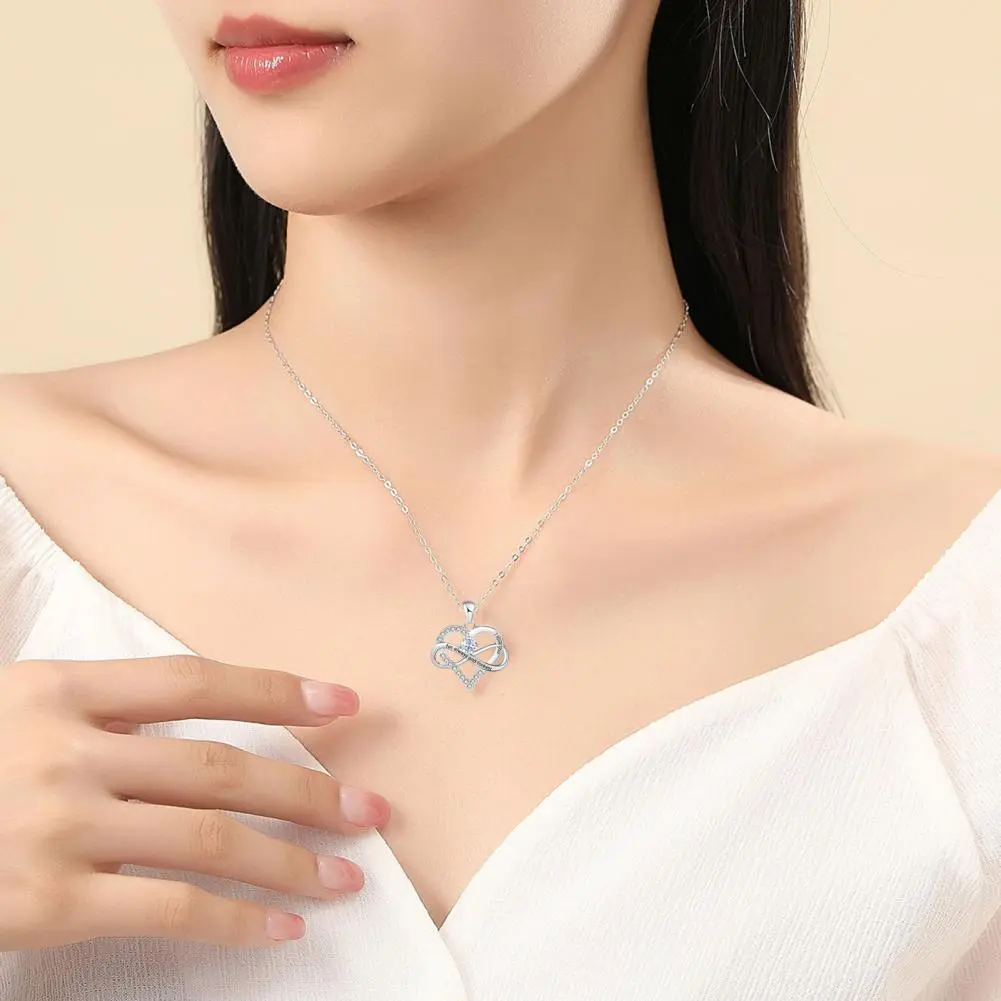 Silver Heart Necklace Anniversary Gift Necklace Romantic Heart Necklace for Women Cubic Zirconia Pendant for Valentine's for Her