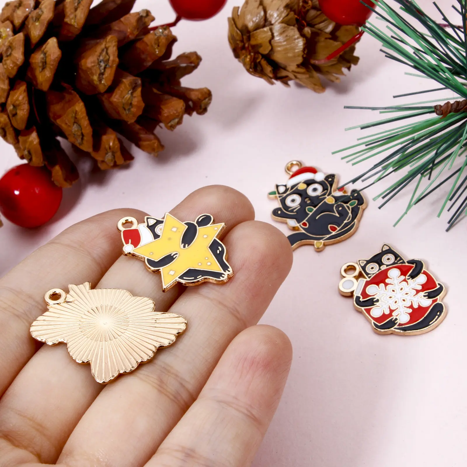 10 Piece Zinc Based Alloy Christmas Charms Gold Plated Multicolor Cat Animal Enamel Pendants For DIY Jewelry Making
