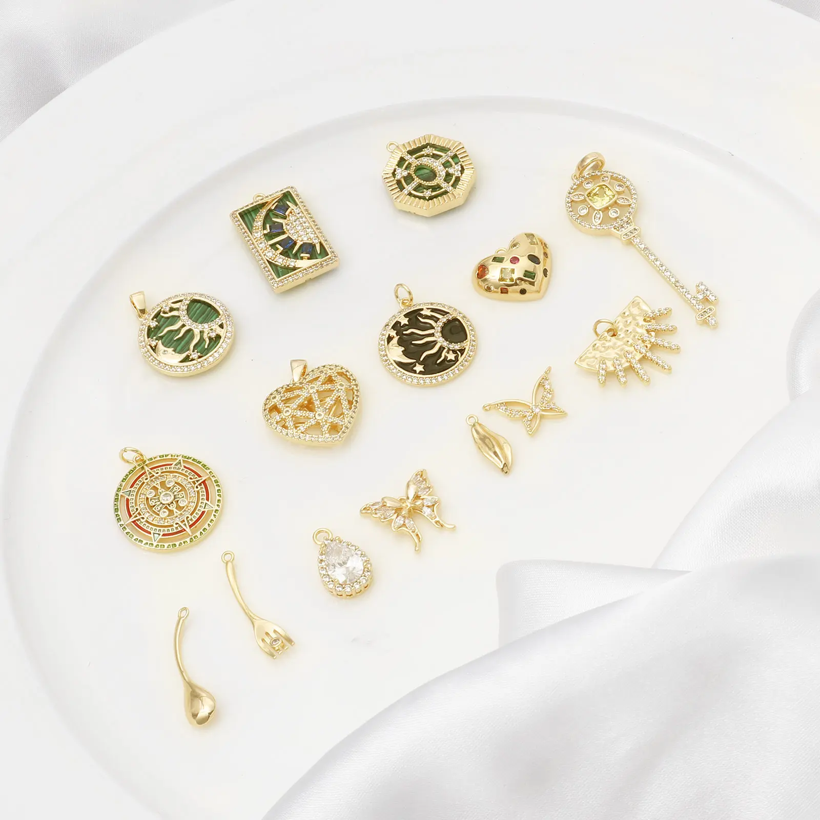 1Piece Copper Micro Pave Charms Geometric Sun Moon Gold Color Metal Pendants DIY Making Necklace Bracelets Jewelry Findings