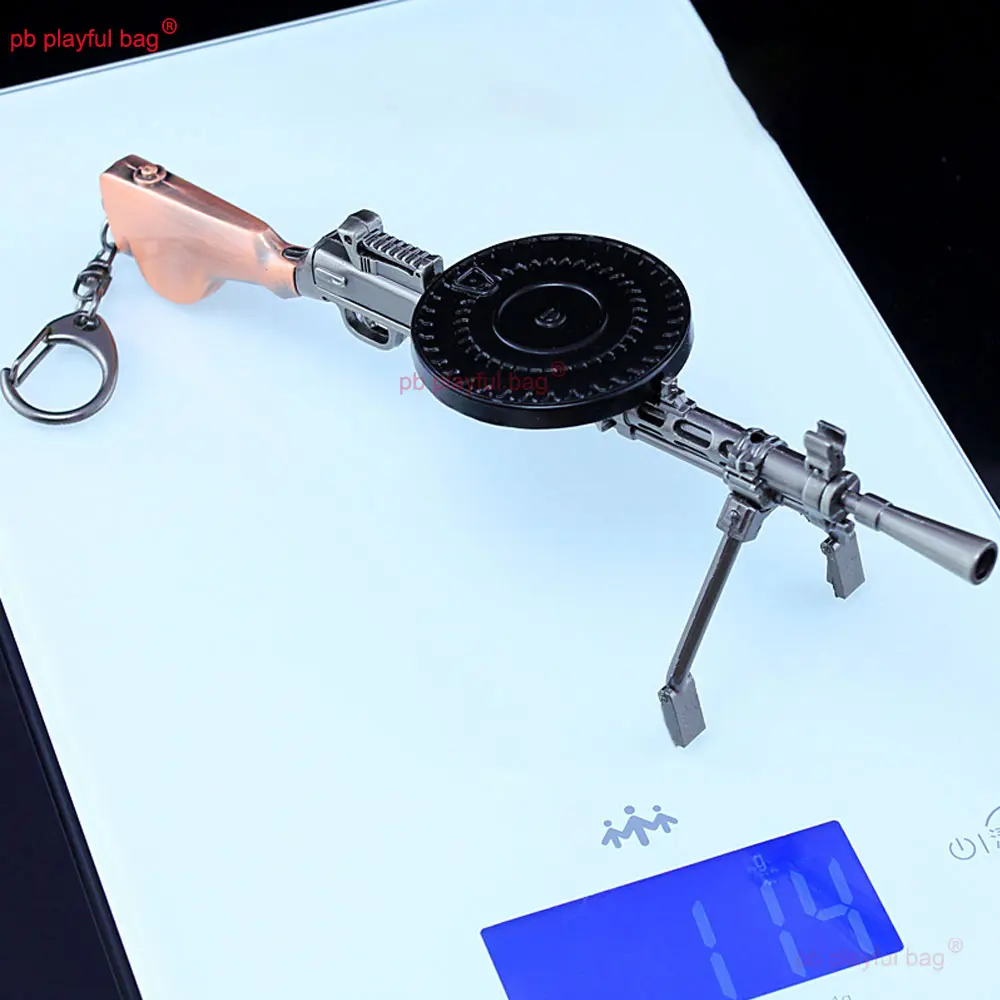 18cm Mini Metal Toy Gun Action Figure Weapon Toys Light Machine Gun DP-28 Model Keychain Alloy CS Gaming Equipment ZG324