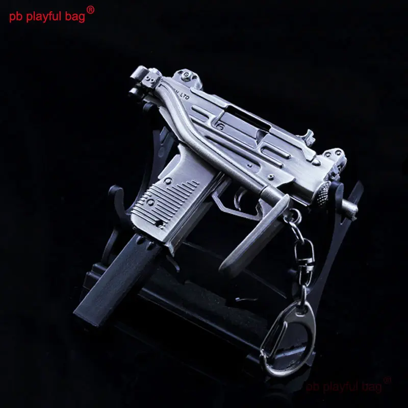 15cm micro UZI submachine gun Alloy model Figures Key ring pendant Mini Metal Portable Gun Model Children's Toys HG274