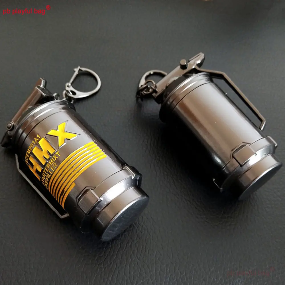 Mini Metal Equipment M18 Smoke Bomb Tear Gas Weapon Model Figures Game Peripheral Pendant Keychain Children's Toys Gift ZG232