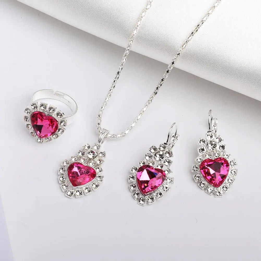 Beautiful Jewelry Set Heart Jewelry Set for Women Shiny Rhinestone Necklace Earrings Ring Bridal Wedding Accessory Fashionable