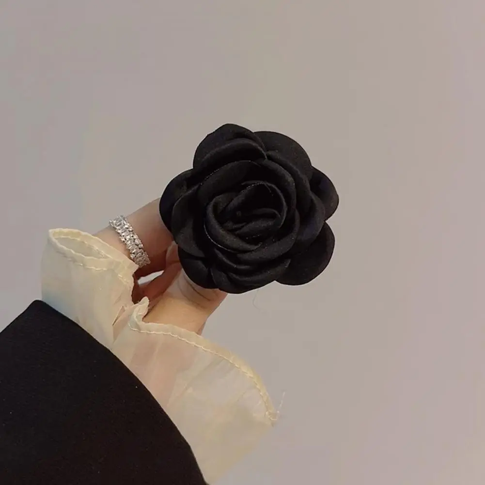 Camellia Jewelry Accessory Special Occasion Accessory Elegant Camellia Flower Brooch Pin for Women Retro Scarf Buckle Versatile