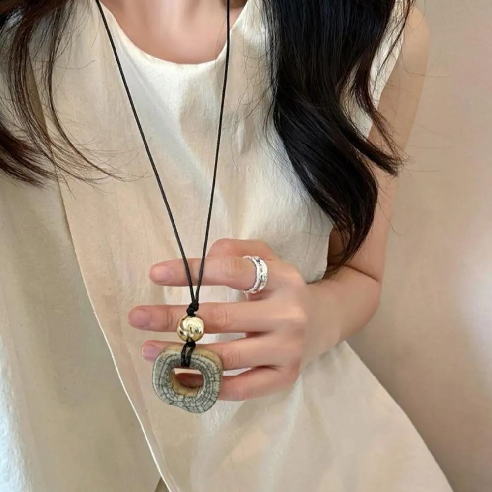 Lightweight Necklace Exquisite Design Jewelry Geometric Square Bead Pendant Necklace Long Style Sweater for Women for Everyday
