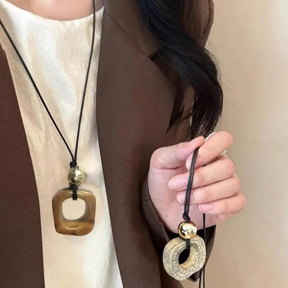 Lightweight Necklace Exquisite Design Jewelry Geometric Square Bead Pendant Necklace Long Style Sweater for Women for Everyday