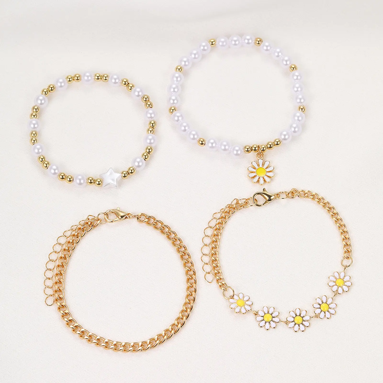 4pcs/Set Fashion Imitation Pearl Beads Daisy Chain Bracelet Set For Women Boho Pendants Cuff Bangle Bracelet Jewelry Accessories