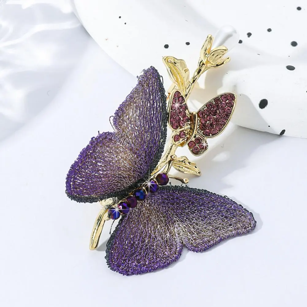 Exquisite Brooch Trendy Lapel Pin Elegant Rhinestone Butterfly Brooches for Women Sparkly Lapel Pins with Faux Pearls for Suits