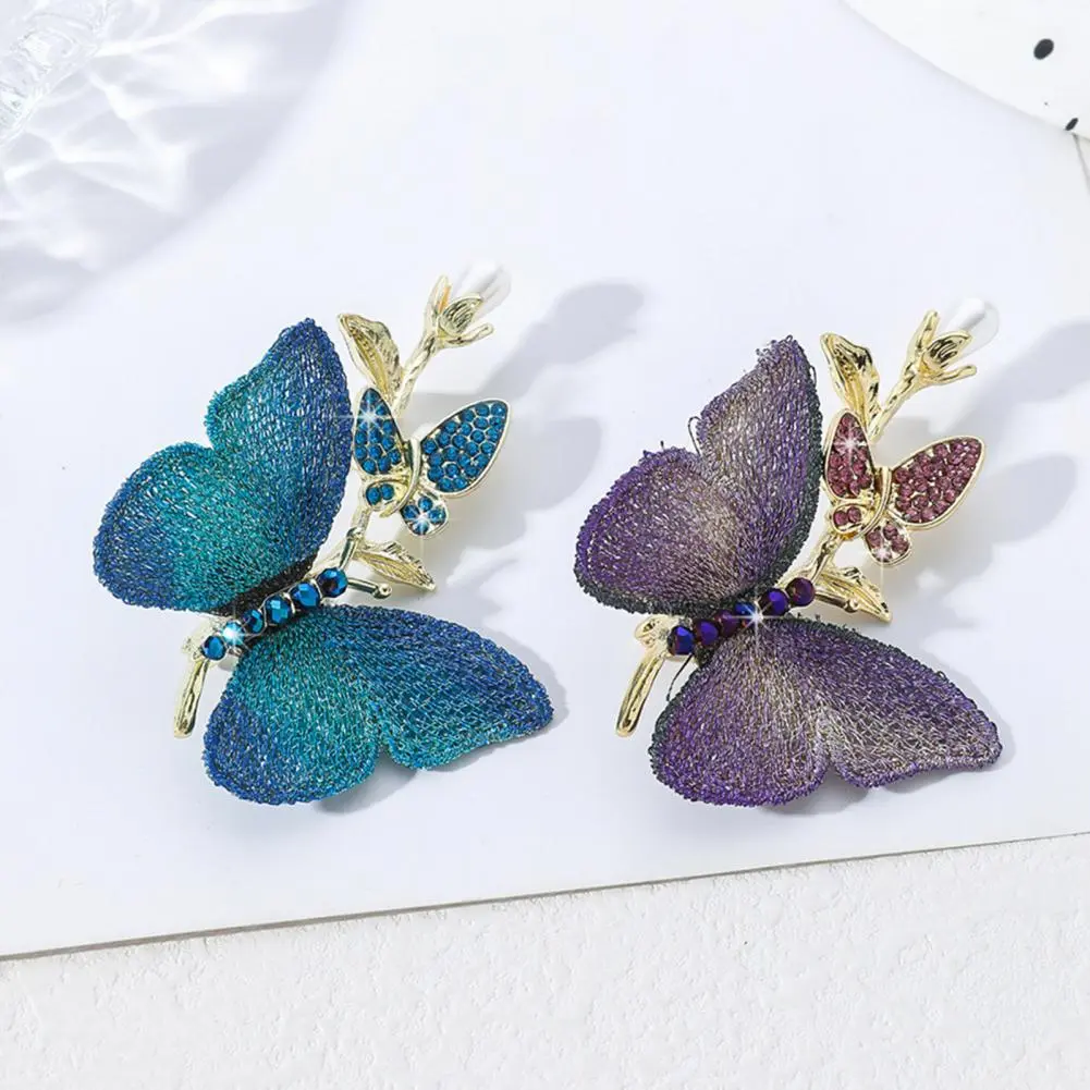 Exquisite Brooch Trendy Lapel Pin Elegant Rhinestone Butterfly Brooches for Women Sparkly Lapel Pins with Faux Pearls for Suits