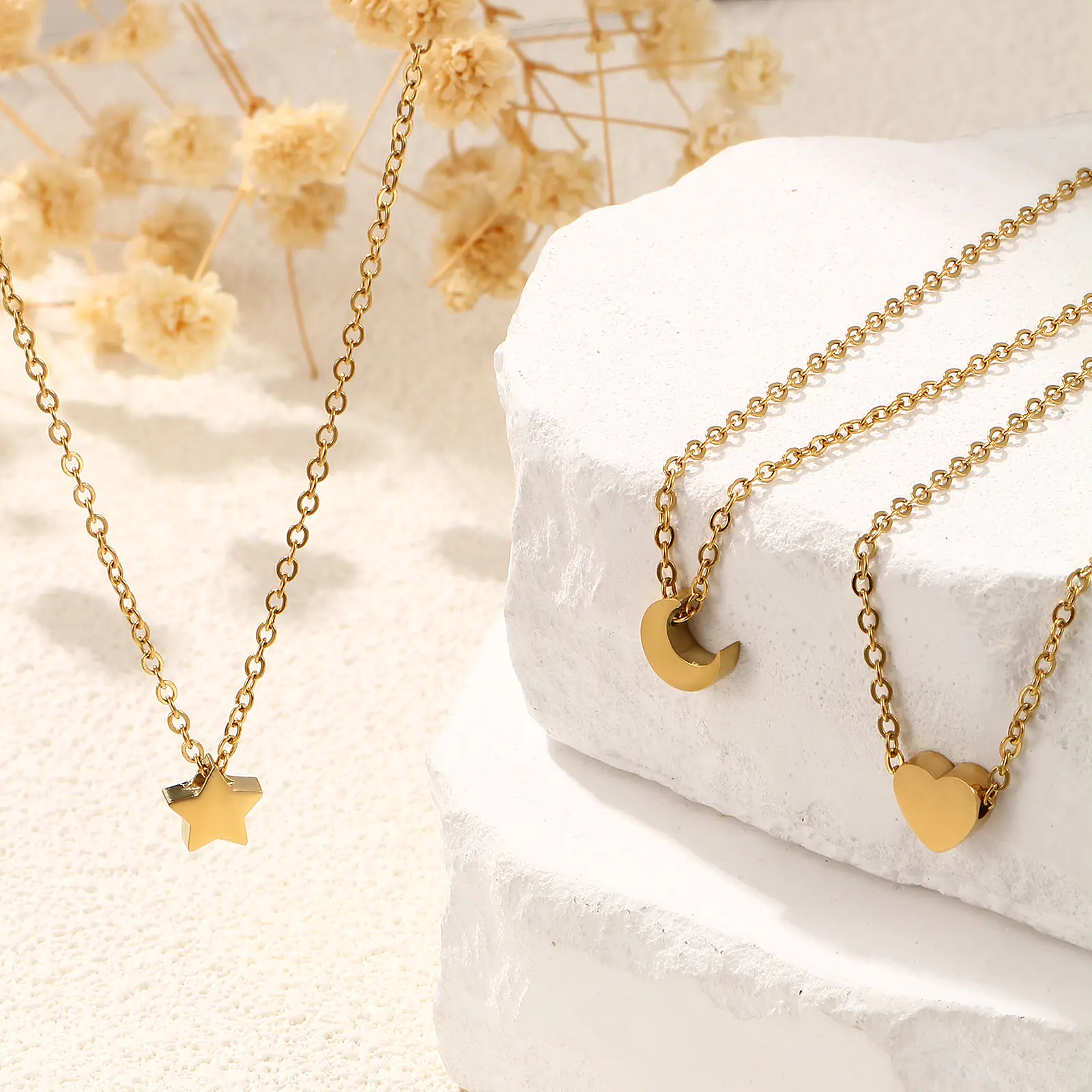 Stylish 18K Gold Plated 304 Stainless Steel Geometric Double-sided Polishing Pendant Charm Necklace For Women Gift, 1 Piece