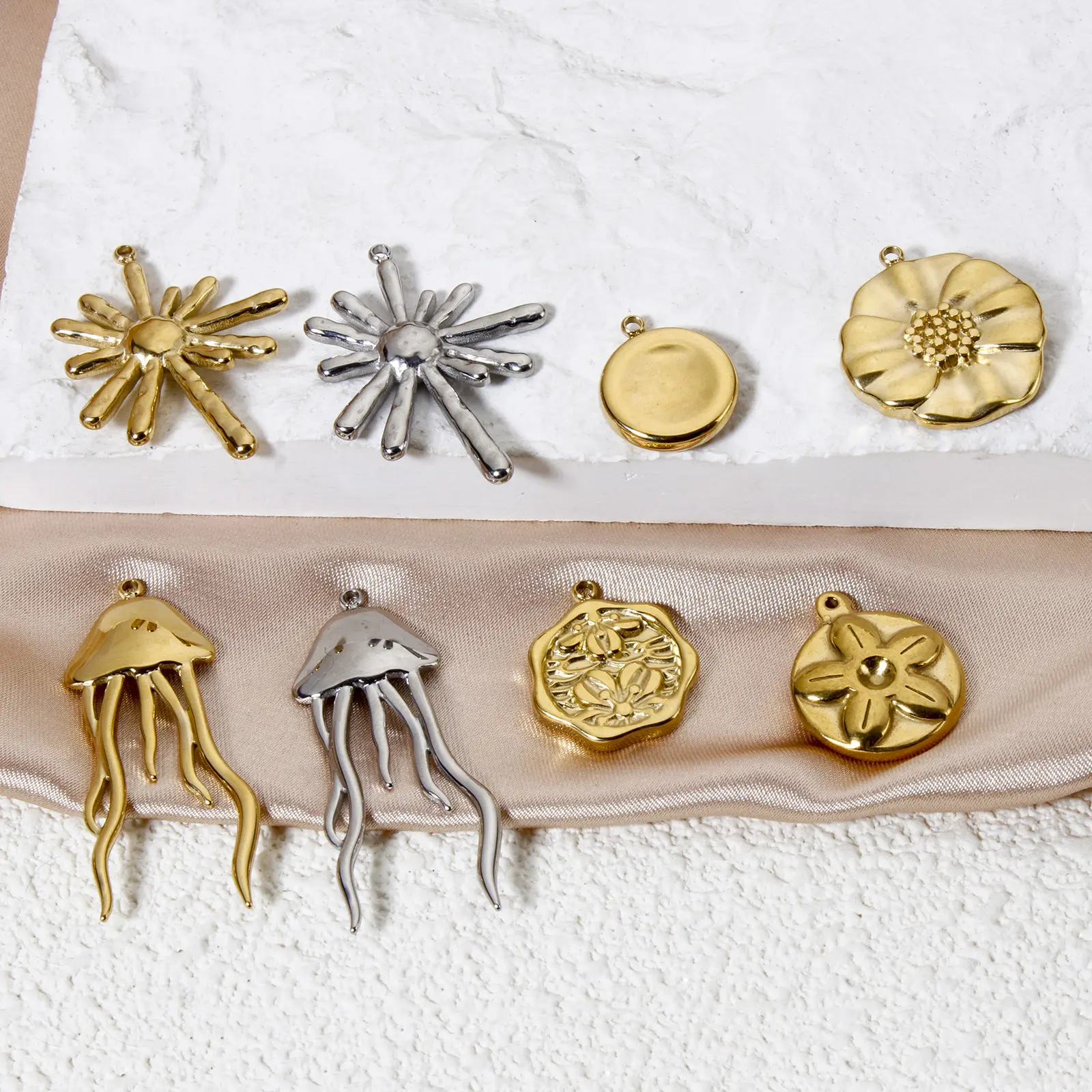 1 Piece 304 Stainless Steel Charms 14K Real Gold Plated Jellyfish Daisy Flower Pendants For DIY Necklace Jewelry Making