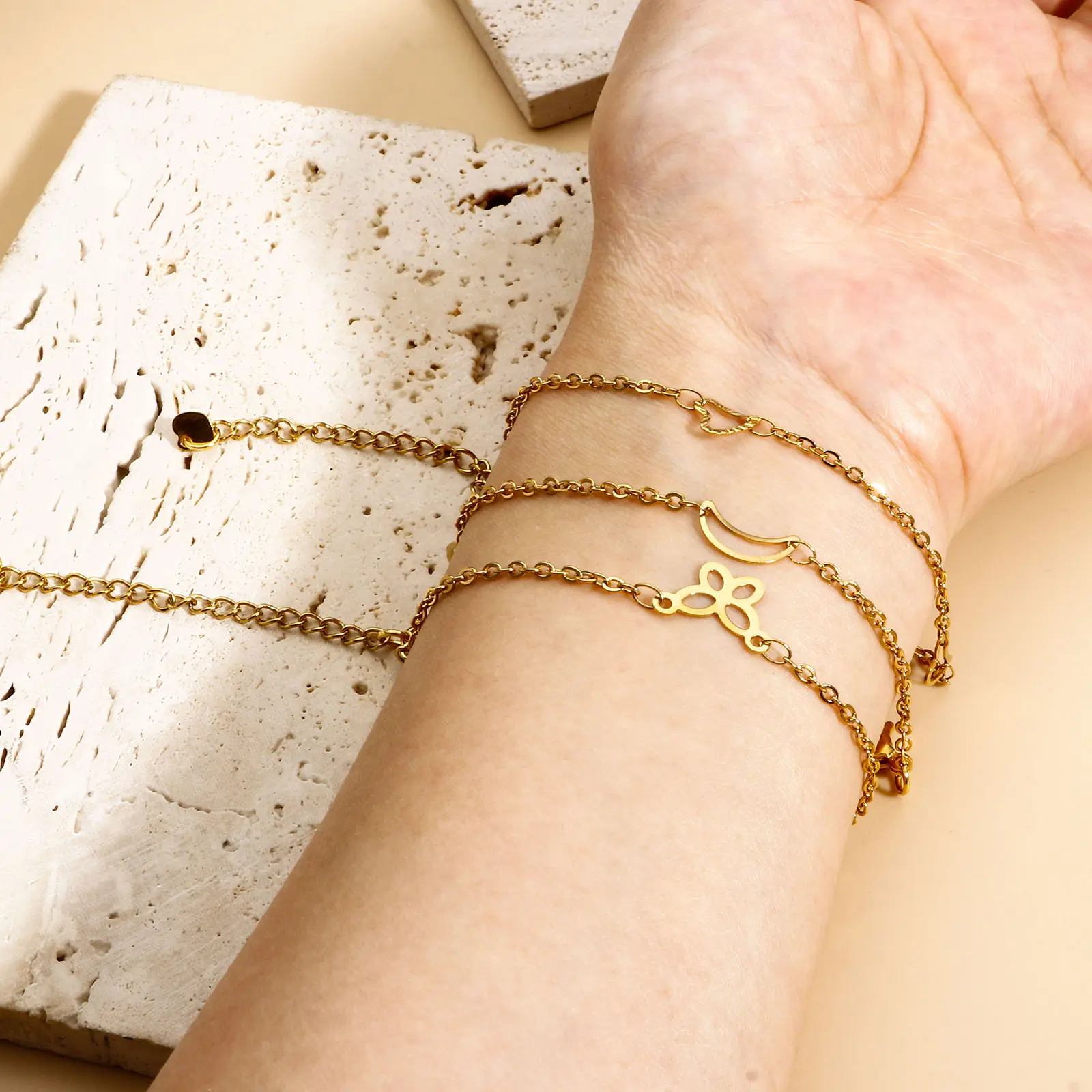 304 Stainless Steel Link Cable Chain Bracelets Gold Color Tassel Butterfly Heart Moon Chamrs Bracelet For Women Jewelry, 1 Piece