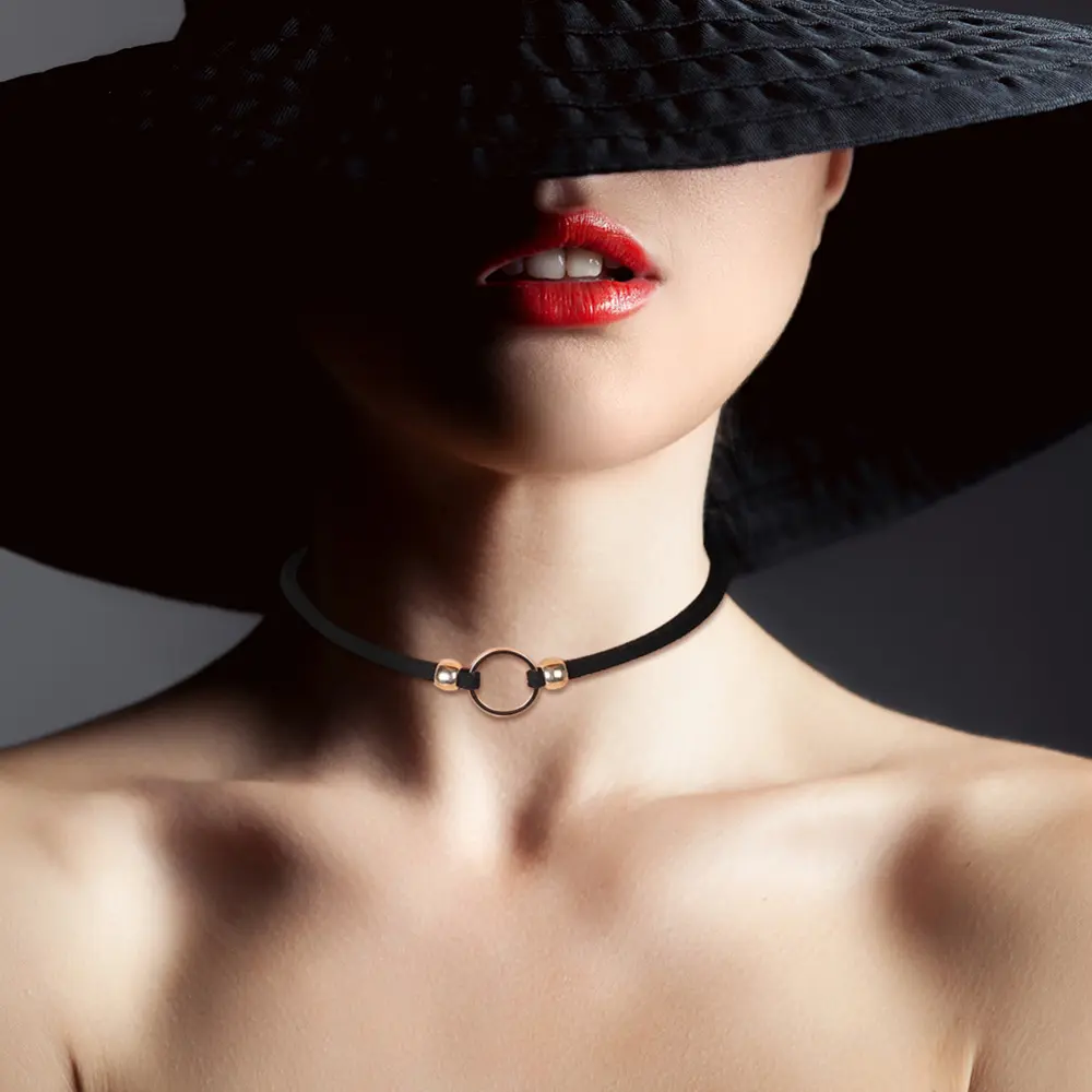 1 Piece Cool Simple Black Color Velvet Choker Necklace Set Satin Gold Color Metal Round Adjustable Size Women Fashion Jewelry